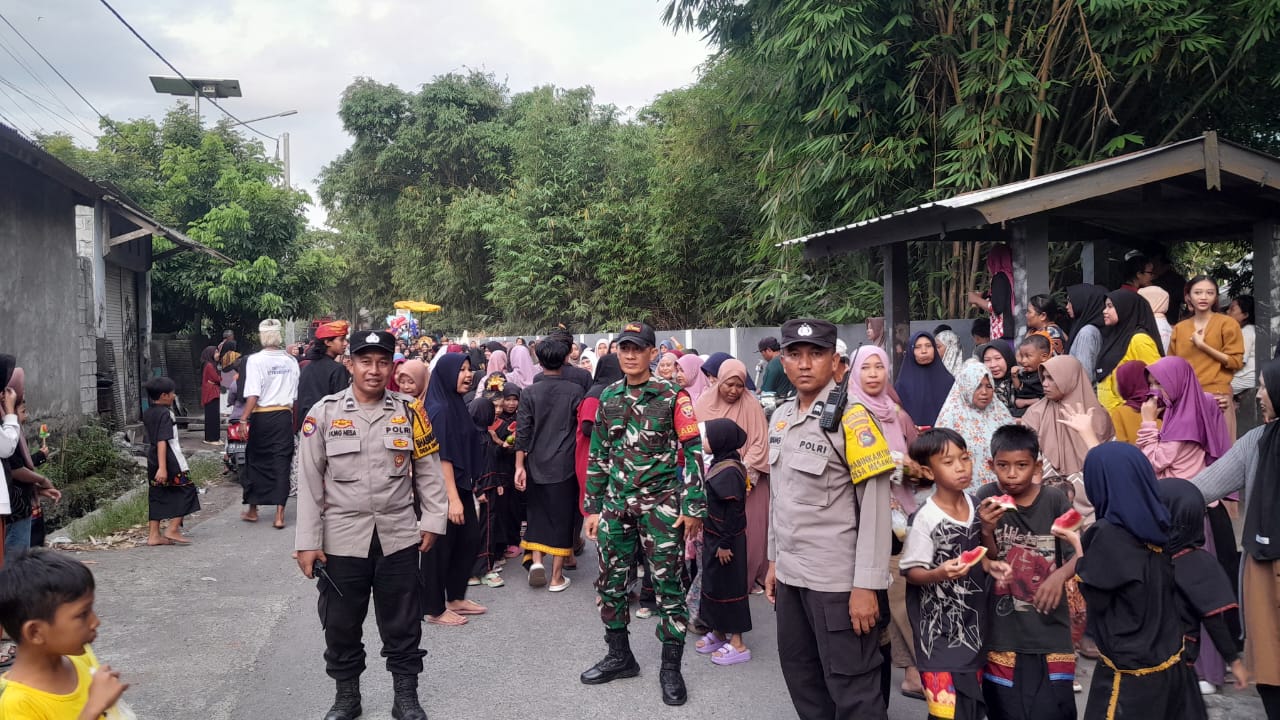Polsek Gerung Kawal Ketat Tradisi Adat Nyongkolan, Pastikan Keamanan dan Kelancaran