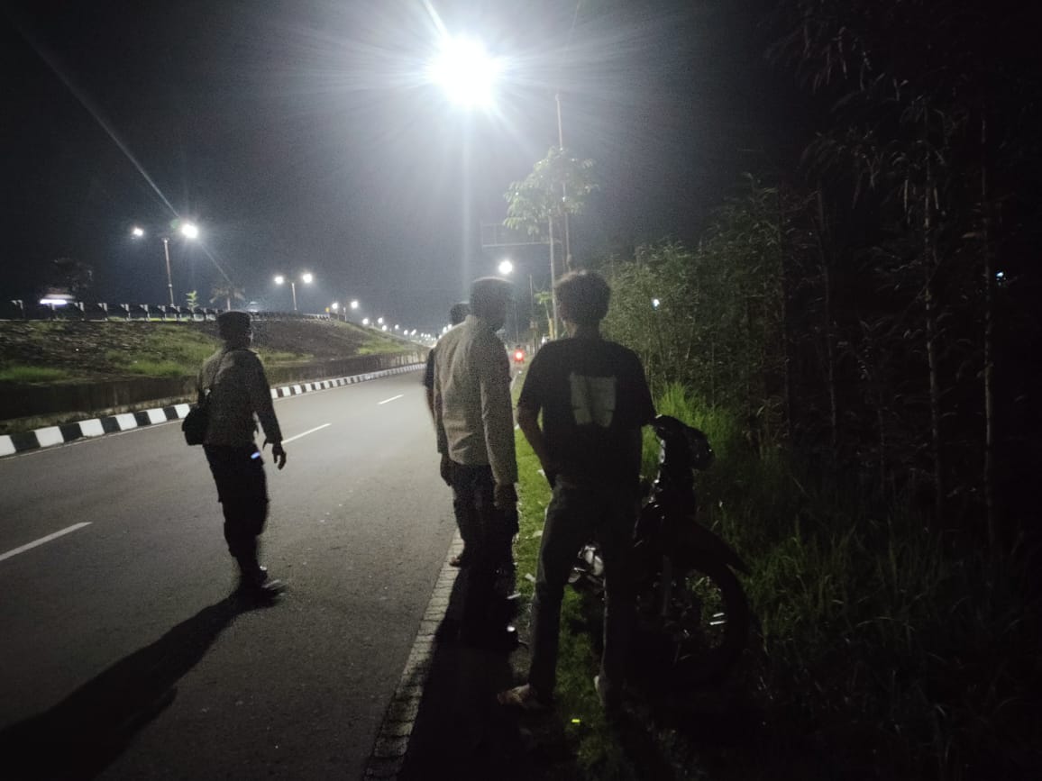 Polsek Kuripan Intensifkan Patroli Malam di Jalur BIL 1 dan BIL 2 Demi Keamanan Masyarakat