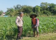 Polsek Batulayar Dukung Warga Desa Sandik Manfaatkan Lahan untuk Tanaman Produktif