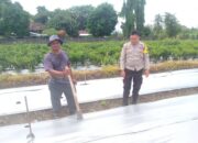 Aksi Nyata Bhabinkamtibmas Lombok Barat Dukung Ketahanan Pangan Nasional